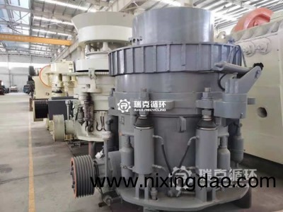 二手HPC220多缸圆锥破碎机出售图2